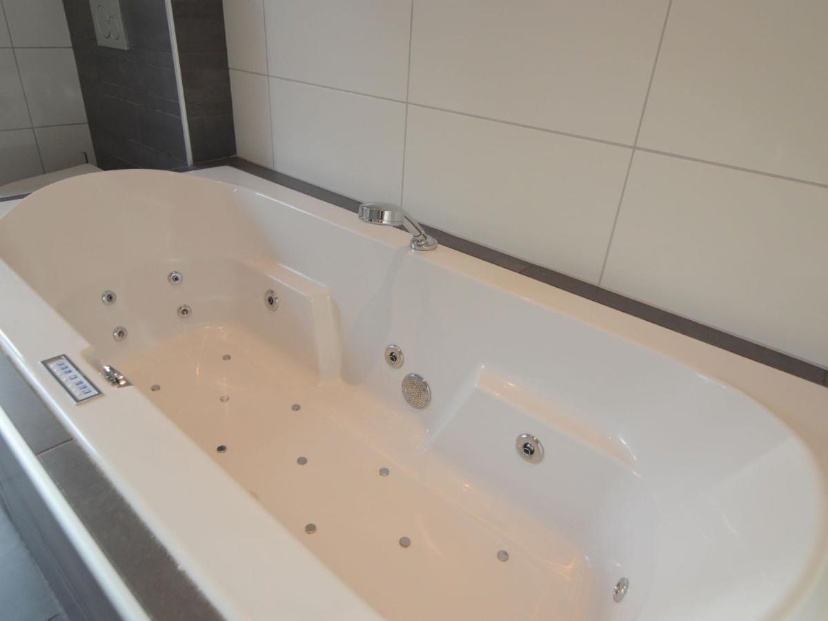 Stunning Villa In Venhorst With Sauna Eksteriør billede